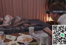 黑丝女同事喝醉了男同事把持不住偷摸大屁股-解解图解