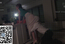 公司里的女前辈故意用屁股勾引师弟,裙底都湿透了②-解解图解