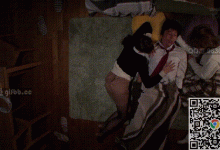 经典补档:妹妹男朋友第一次来家里,寂寞的姐姐偷偷和妹妹男友偷情②-解解图解